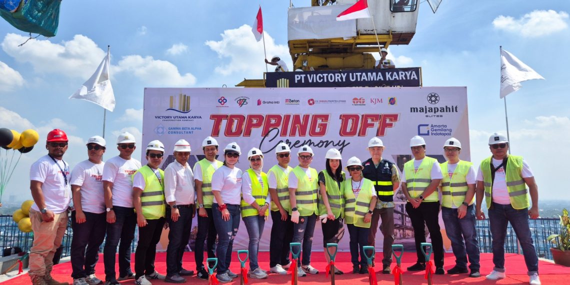Majapahit Suites Resmikan Topping Off Tower Mahesa, Bukti Komitmen Tepat Waktu