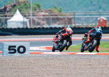 Hari Pertama MotoGPTM 2025 Mandalika, Ribuan Pelajar NTB Ikut Meriahkan Sirkuit